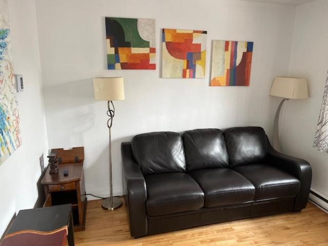 Cute & Spacious 2 Bdr Appartement